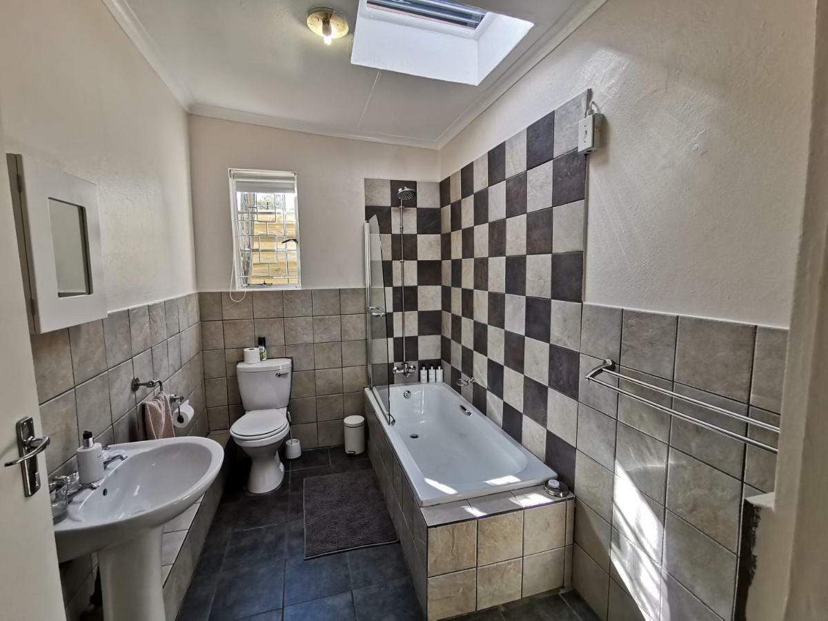 The Hillside House Johannesburg