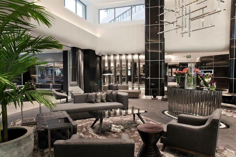 Hotel Southern Sun Grayston Sandton Johannesburg