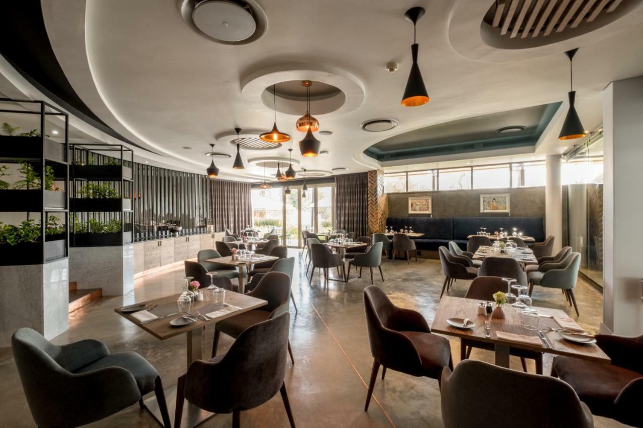 Hotel Seven & 5*
