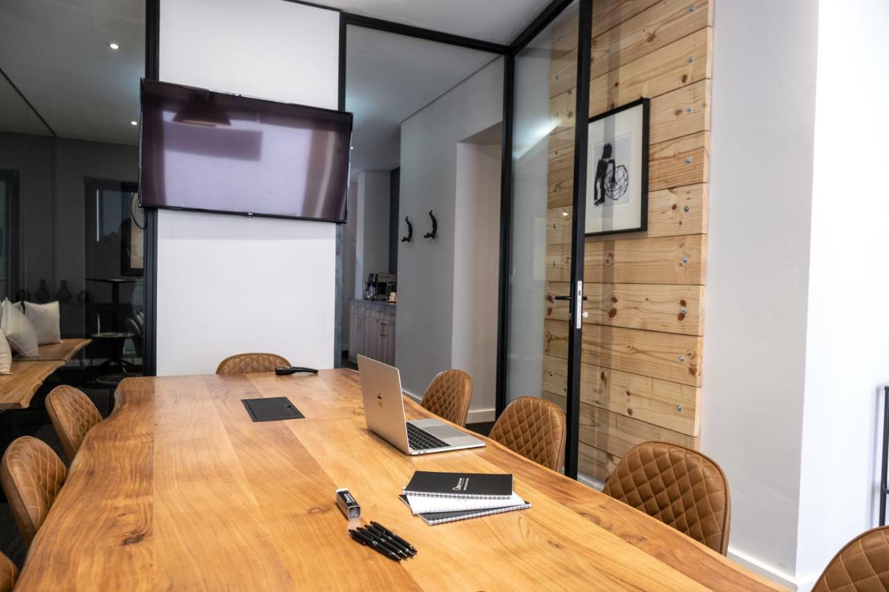 One Hyde Park - Sandton Apartment *