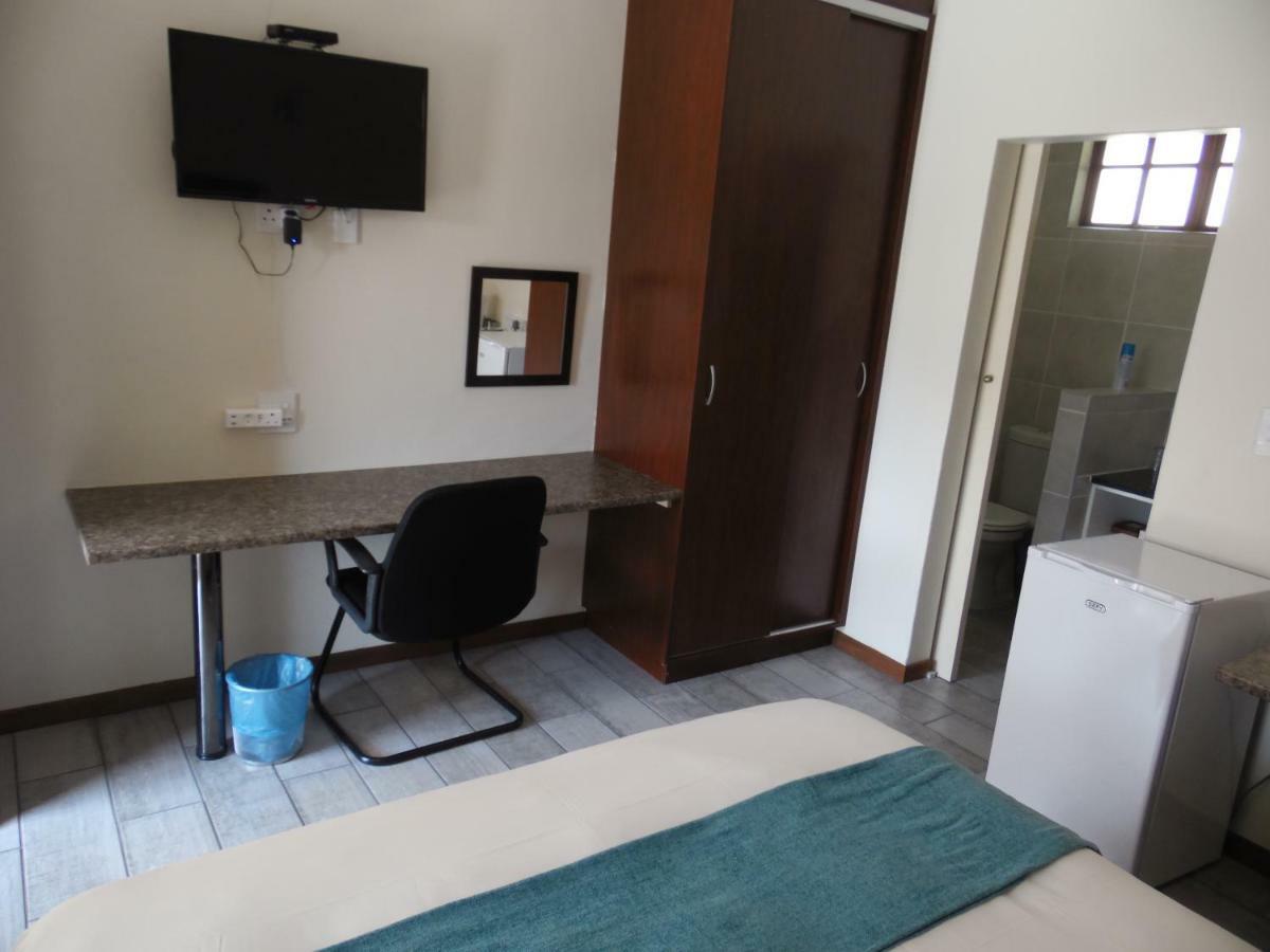 Apartment Blackheath Manor Johannesburg