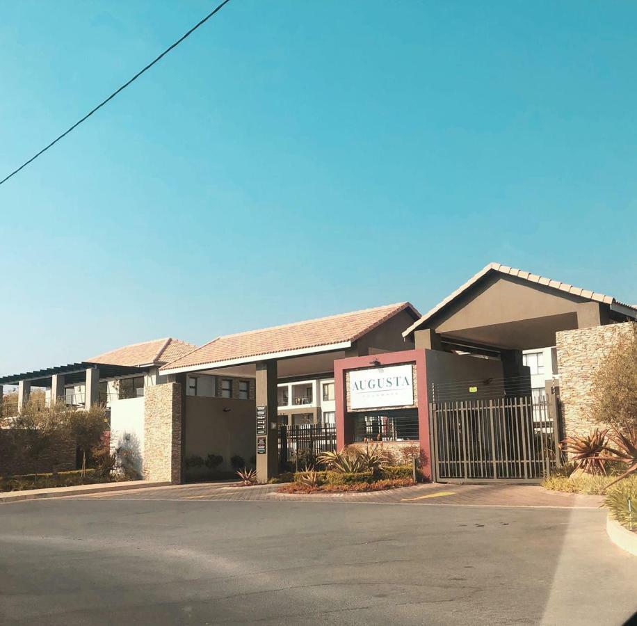 Nova Luxury Fourways Johannesburg