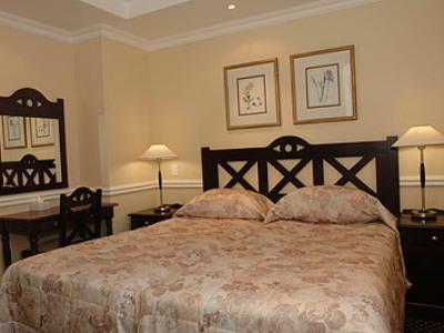Courtyard Rosebank Hotel
