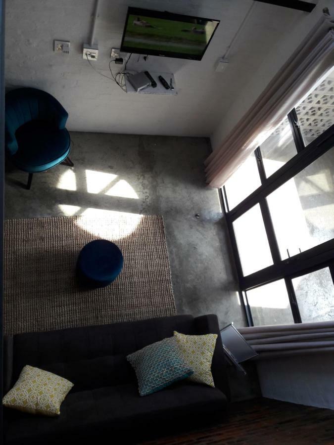 Entire Industrial-style Loft In Maboneng *