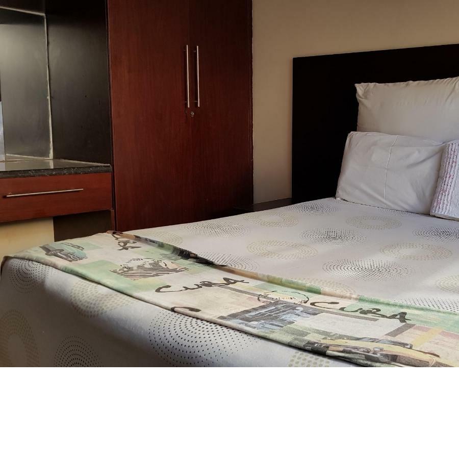 Guest house Gfk Eastgate Johannesburg