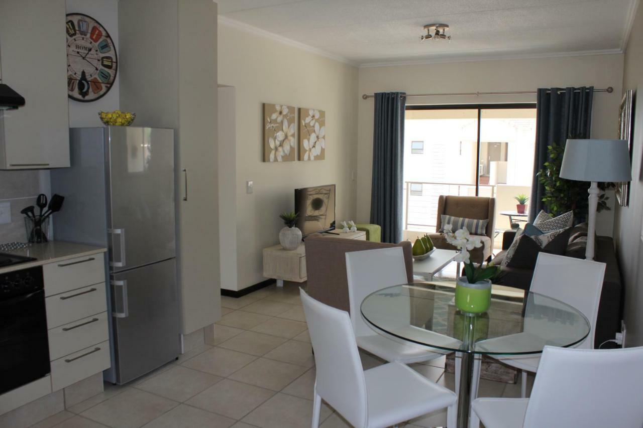 Victoria Apartment *