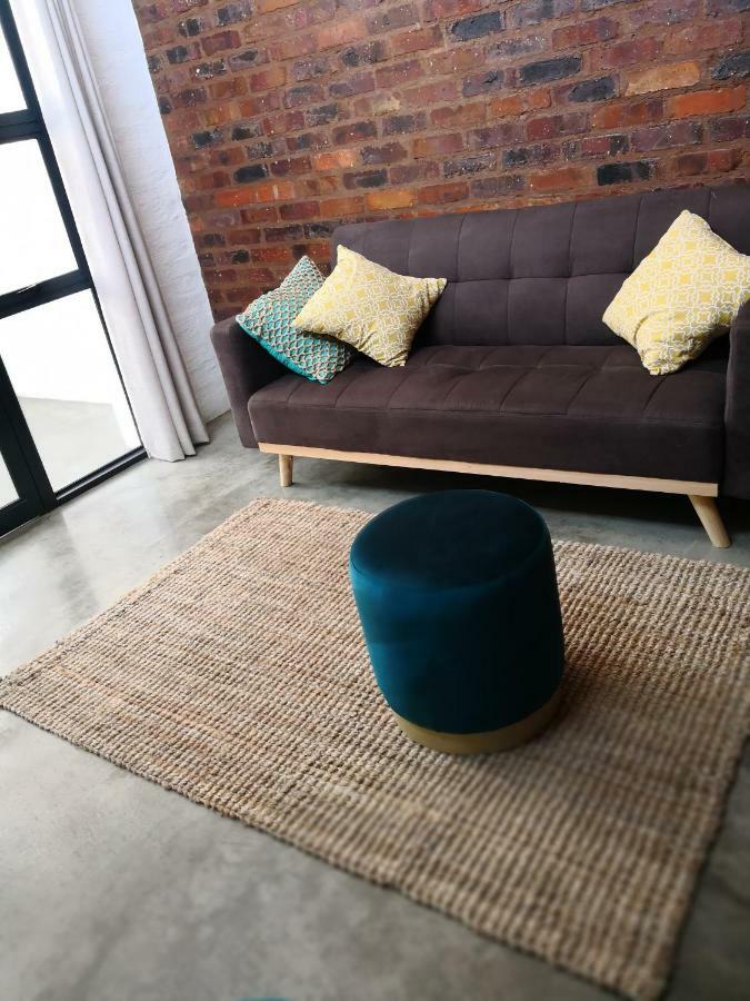 Entire Industrial-style Loft In Maboneng *