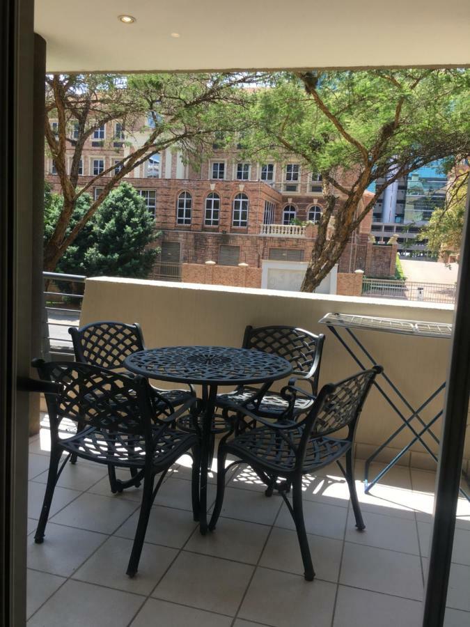Kadoshstay, 77 Grayston Drive *