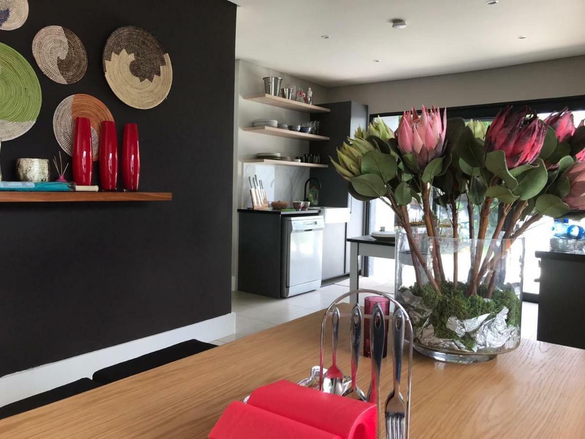 9 Stevens Road Villa *