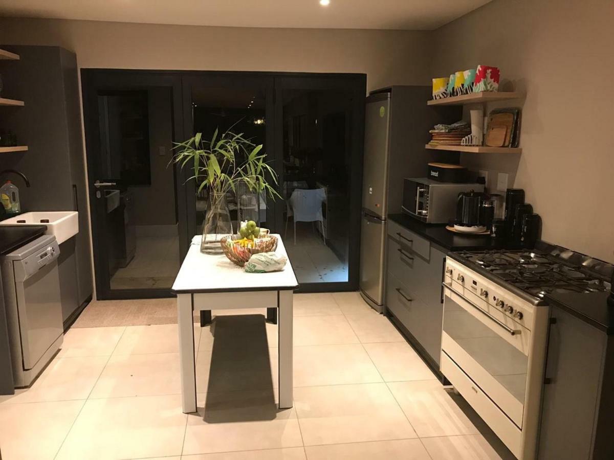 9 Stevens Road Villa *
