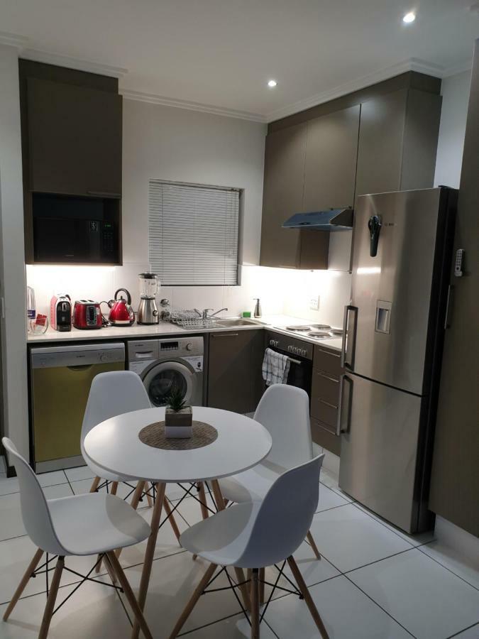 Nova Luxury Suites Lonehill Johannesburg