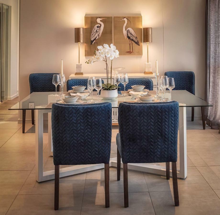 Sandton Apartment, 2 Bedroom Apartment
