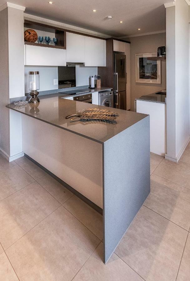 Sandton Apartment, 2 Bedroom Apartment