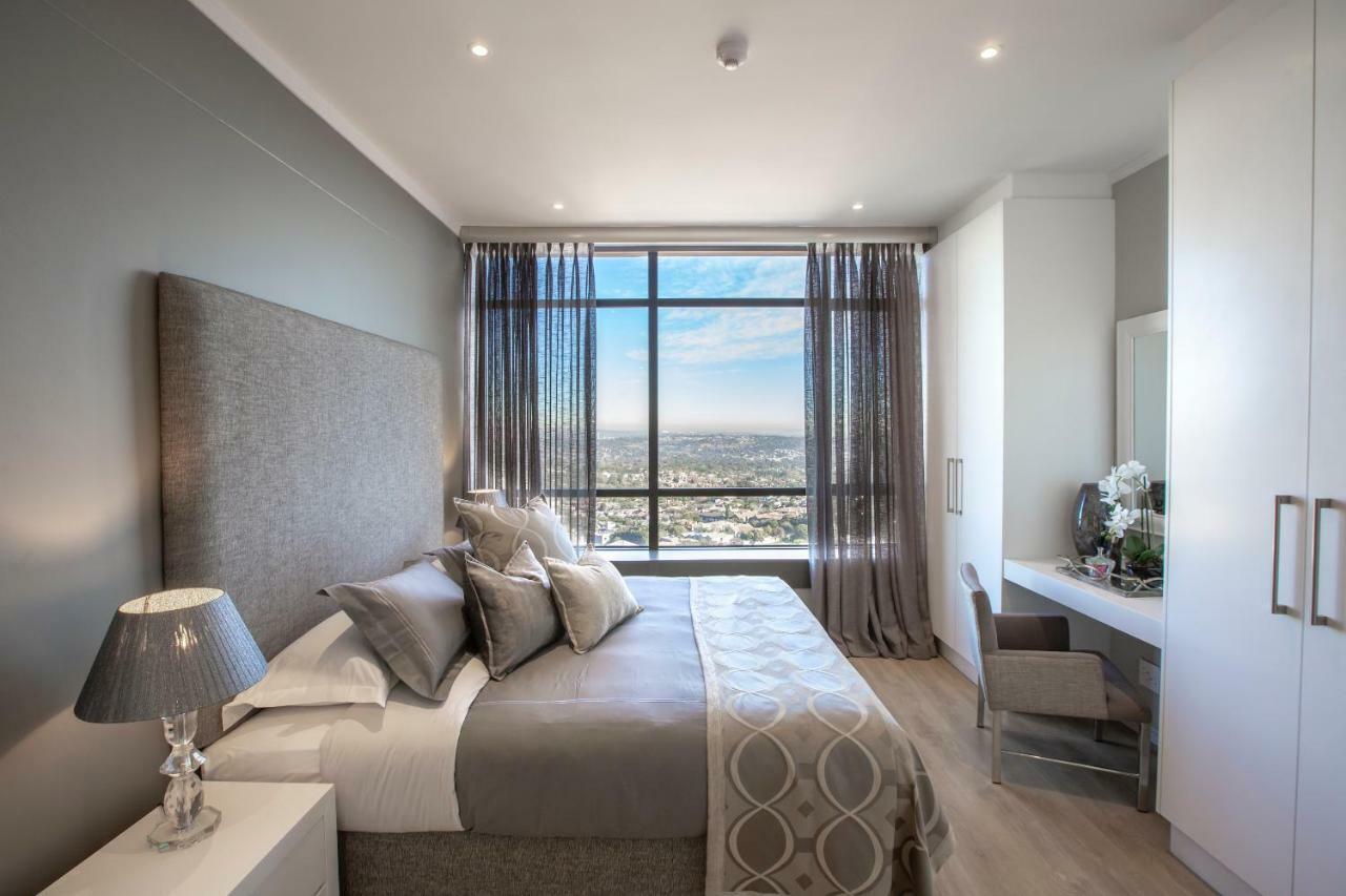 Sandton Penthouse * Johannesburg