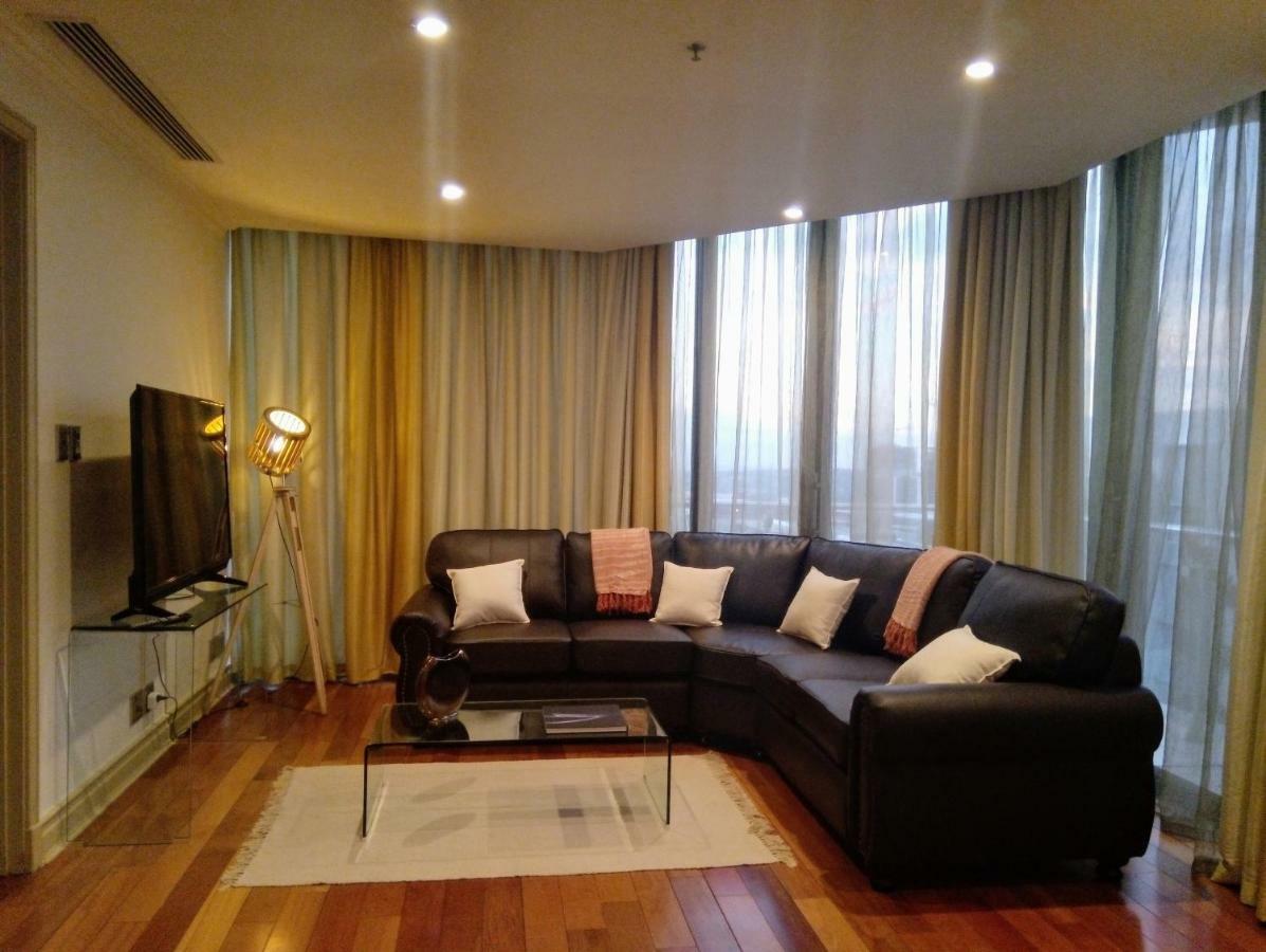 801 Michelangelo Towers Apartment Johannesburg