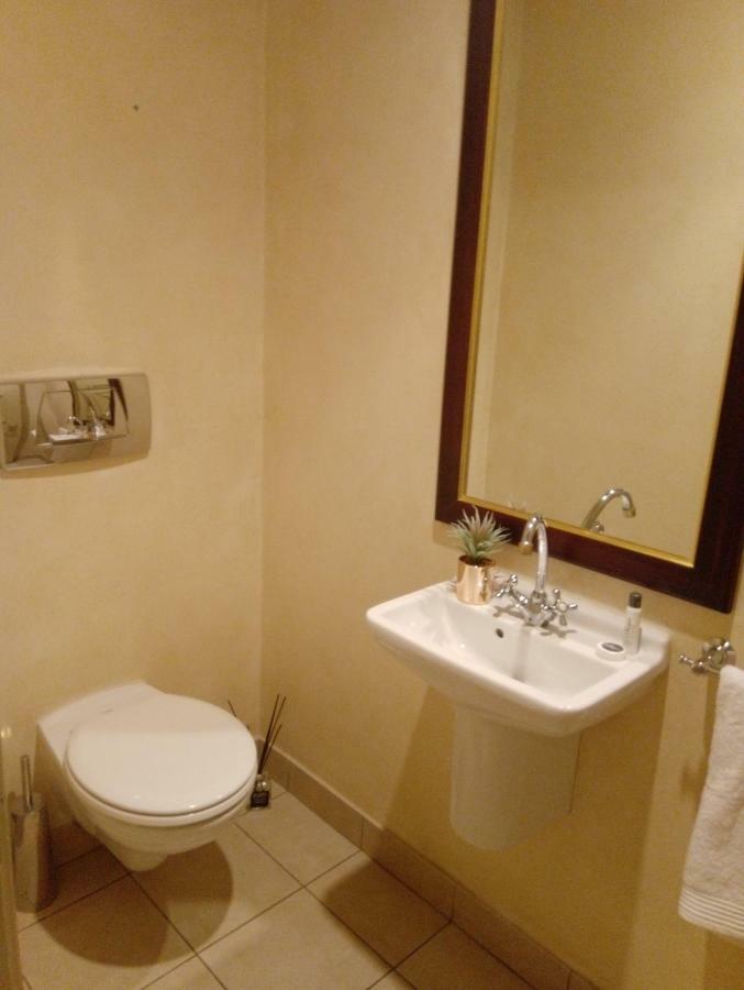 Apartment 801 Michelangelo Towers Johannesburg