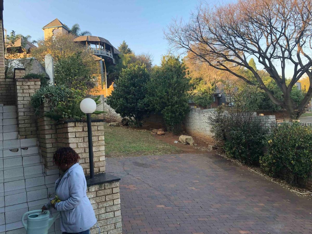 Naomi's Place 3* Johannesburg