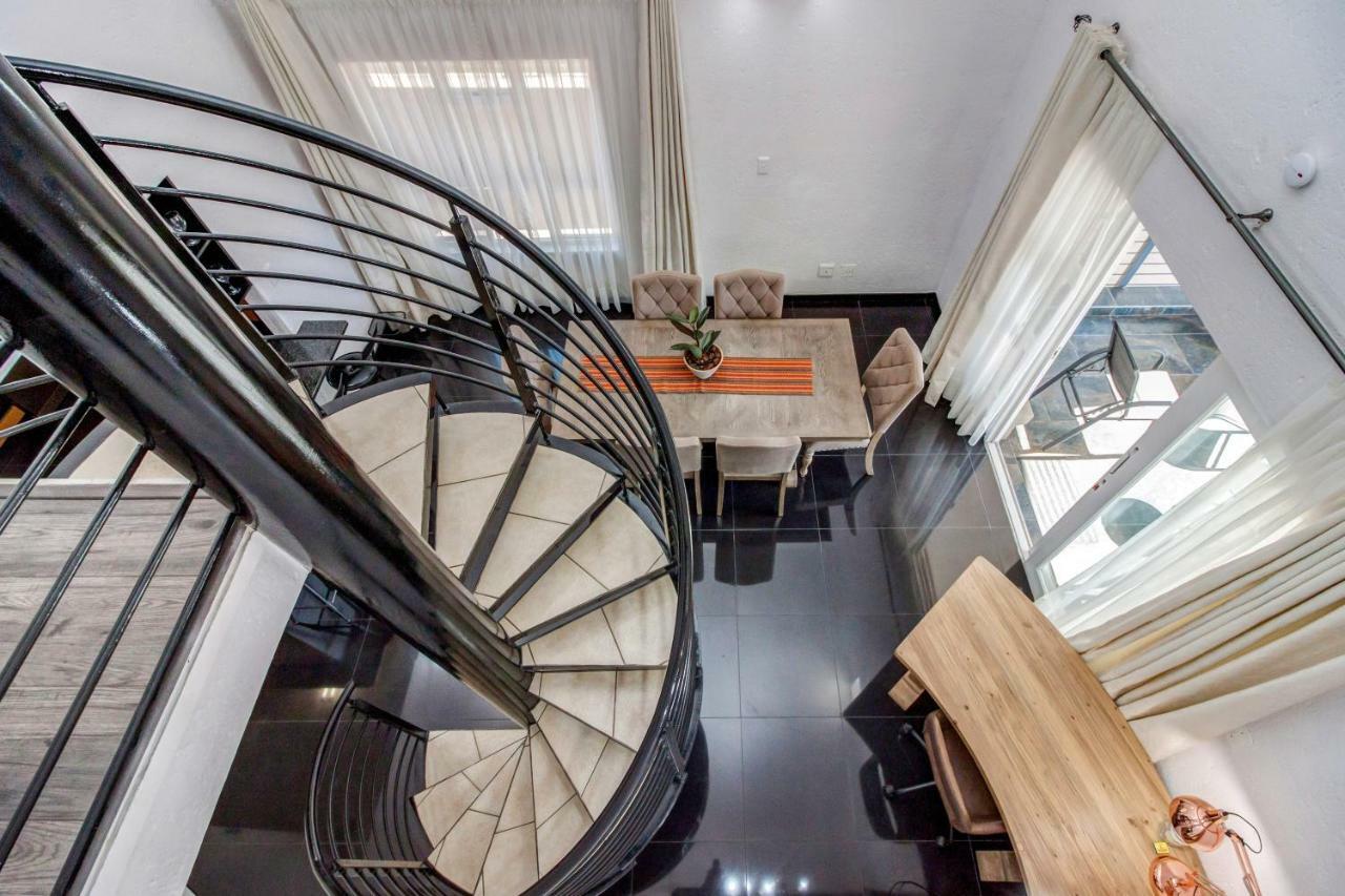 Apartment Upmarket Sandton Johannesburg