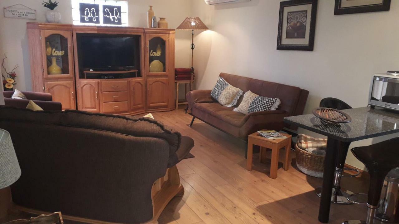 The Flat 52 On Davidson Johannesburg