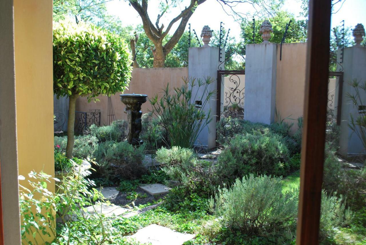The Lemon Tree Self- Catering * Joanesburgo
