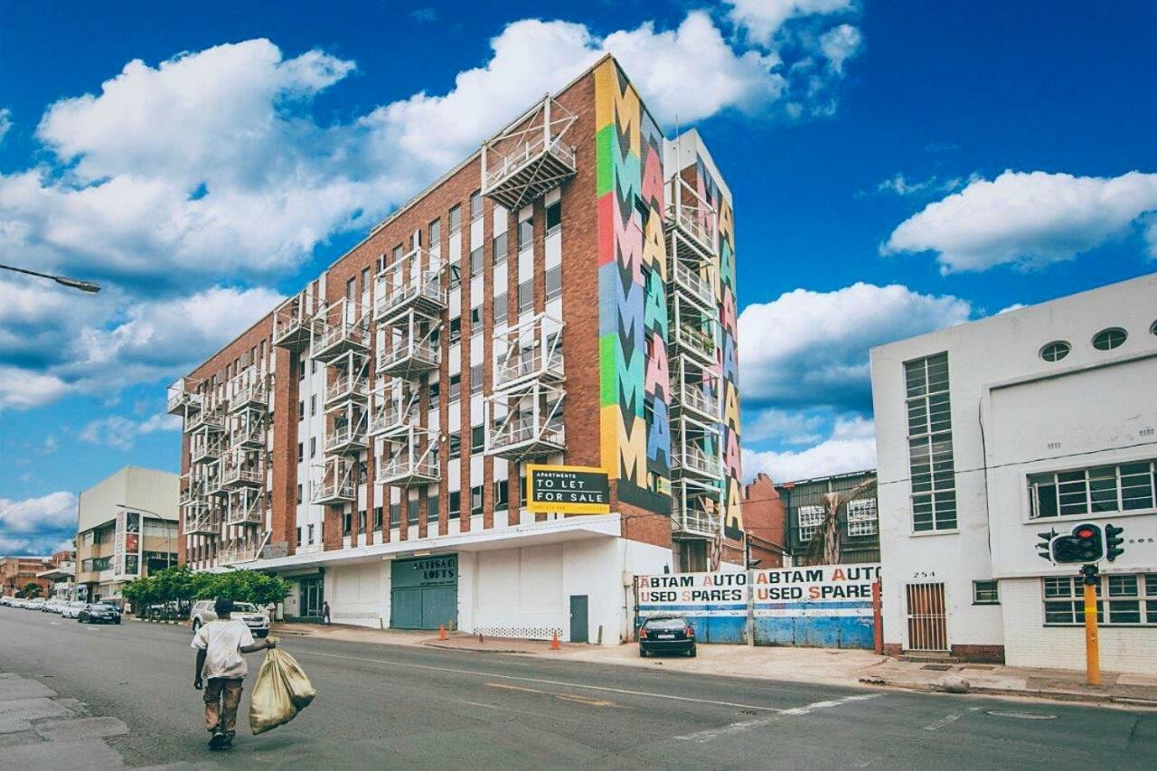 Cozy, Modern Living In Maboneng: Artison Lofts 105 Apartment