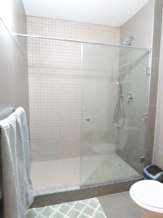 Embassy Gardens: Secure 2-bedroom In Sandton Apartment Johannesburg