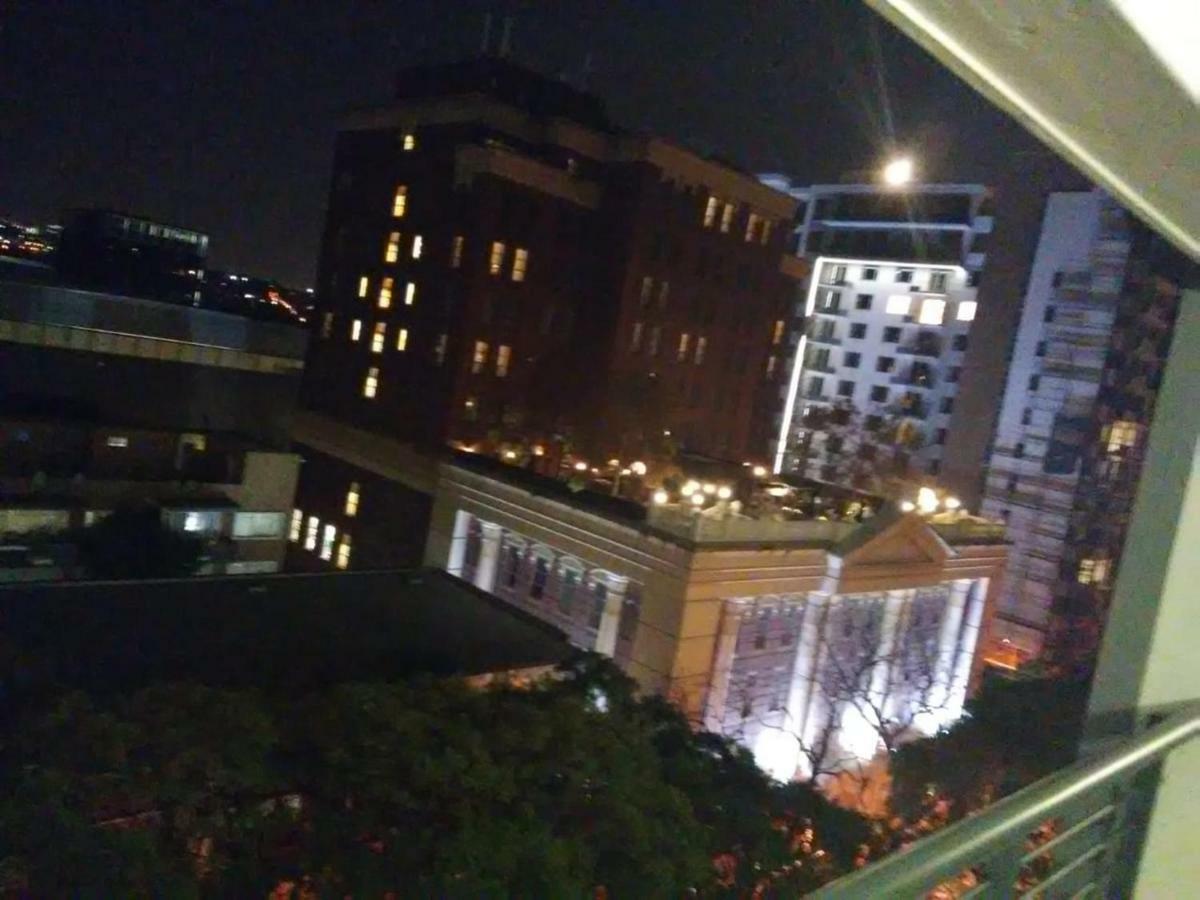 Apartment Luxury Rosebank Johannesburg