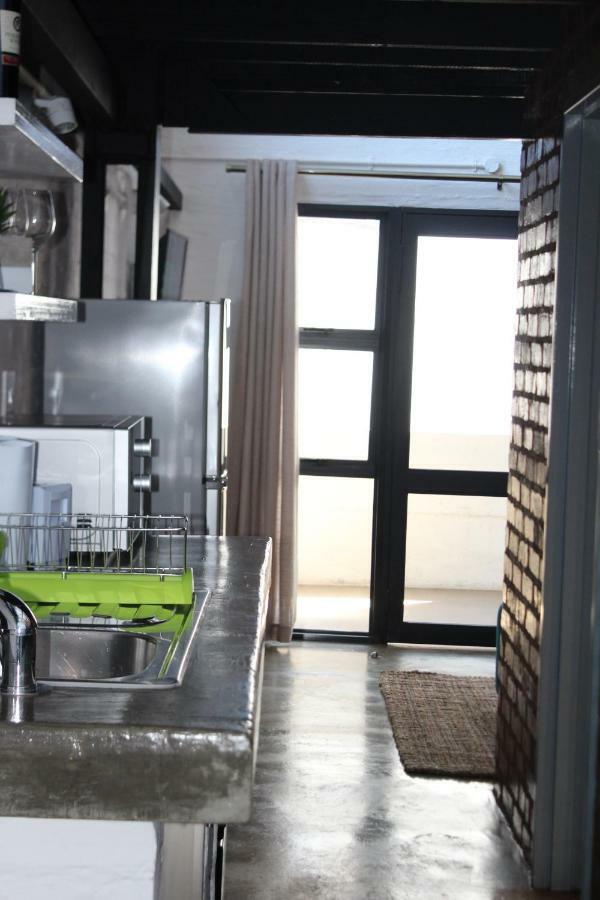 Entire Industrial-style Loft In Maboneng Apartamento *
