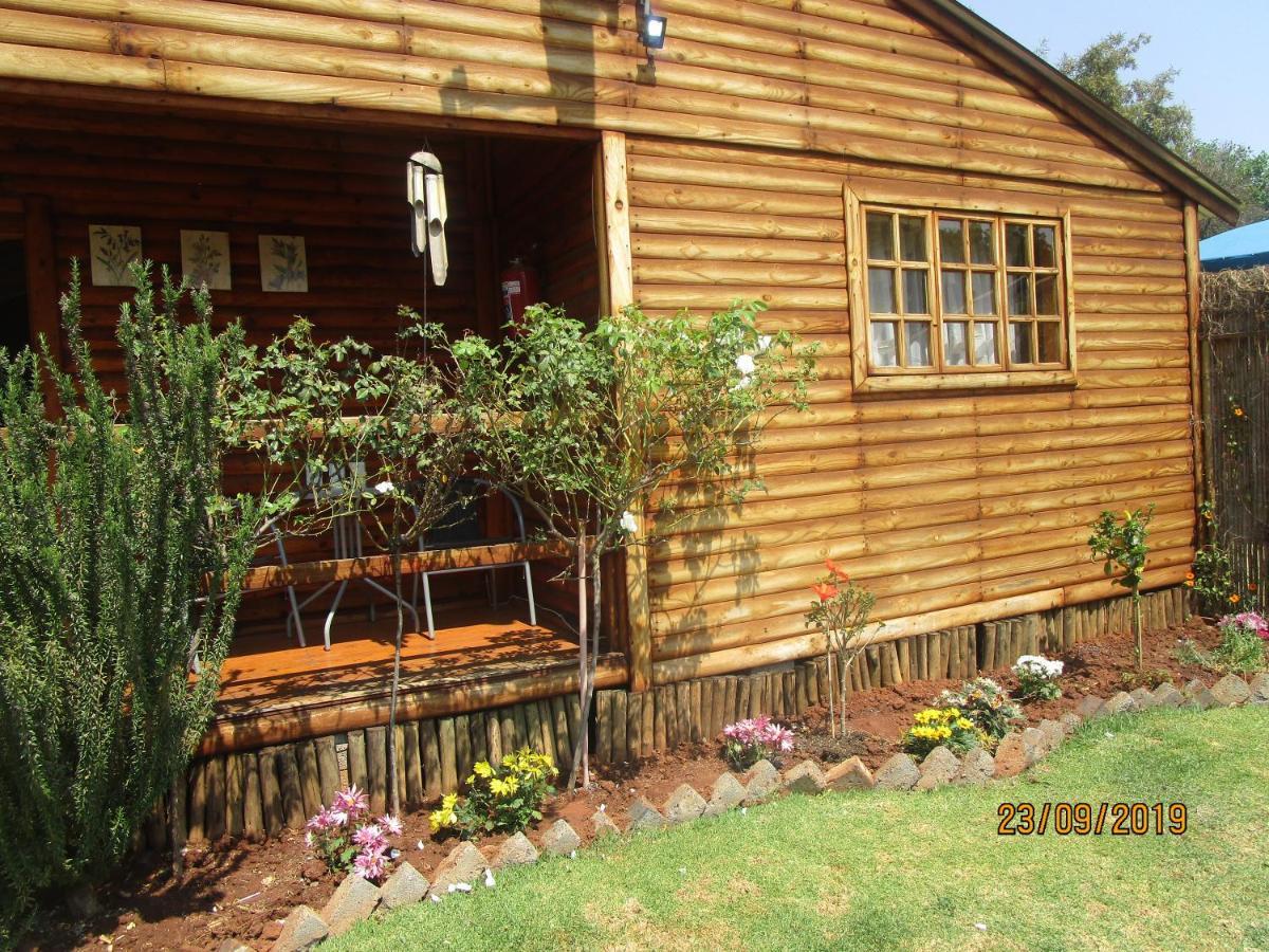 The Cabin On 52 Chalet Johannesburg