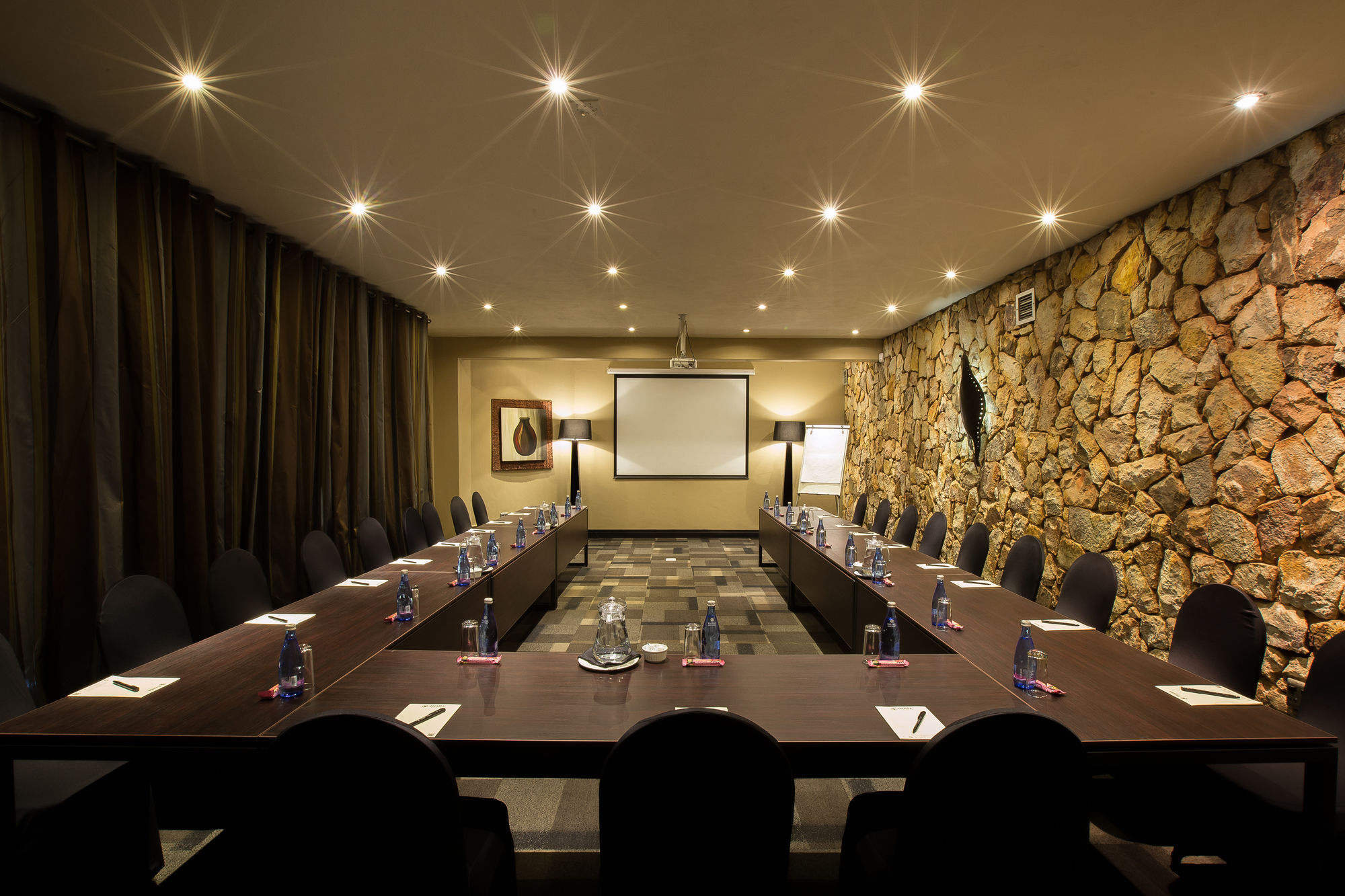 Thaba Eco Hotel 4*