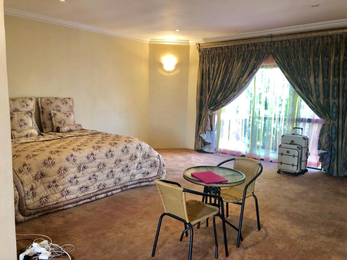 Naomi's Place Guest house