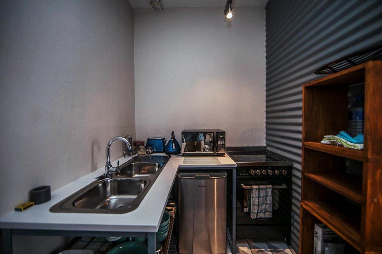 Cozy, Modern Living In Maboneng: Artison Lofts 105 * Johannesburg