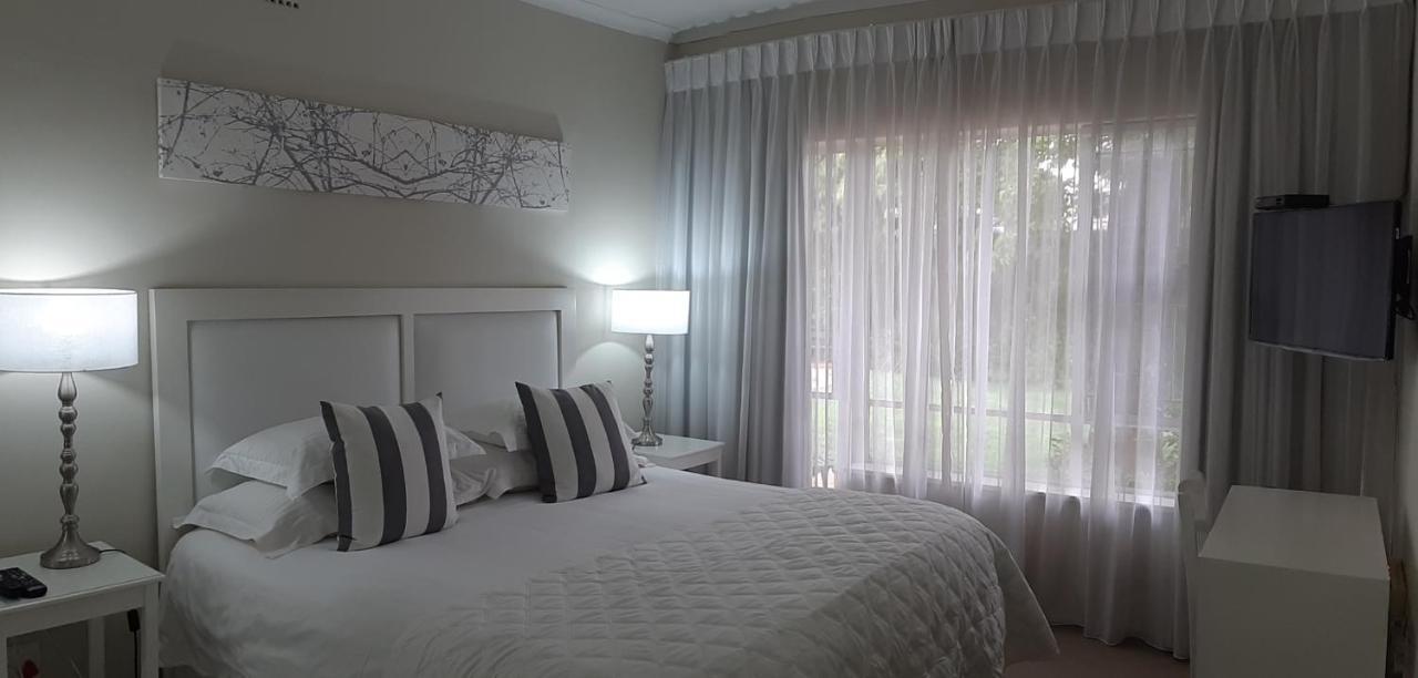 Rosebank By Claires Gasthof Johannesburg