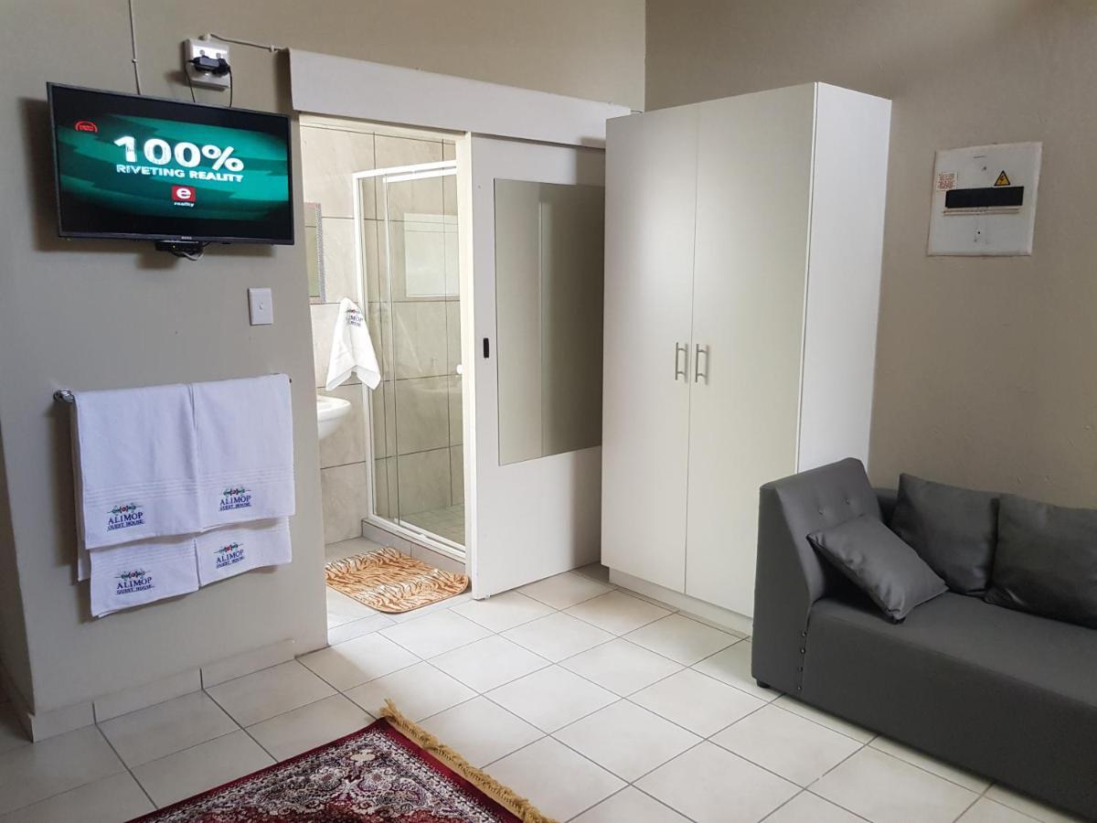 Alimop Guest house *
