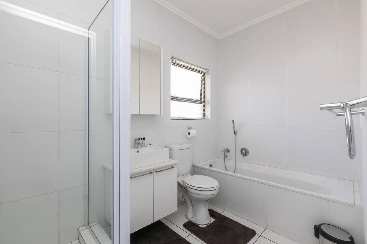 Nova Luxury Suites Lonehill