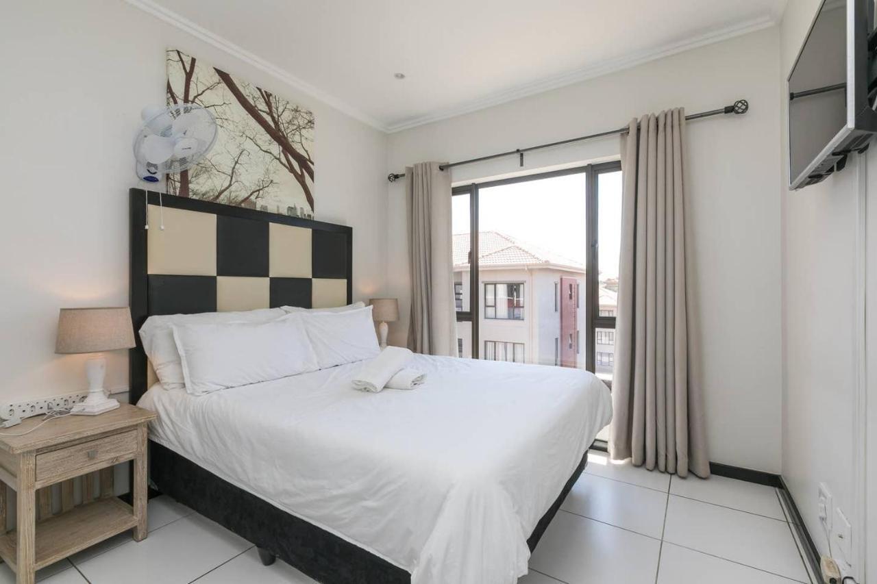 Nova Luxury Suites Lonehill