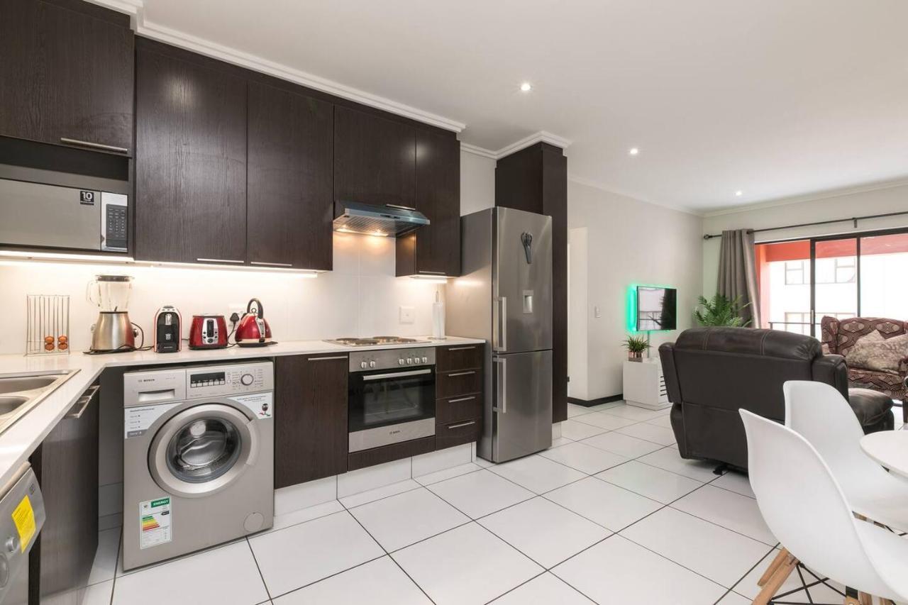 Nova Luxury Suites Lonehill *