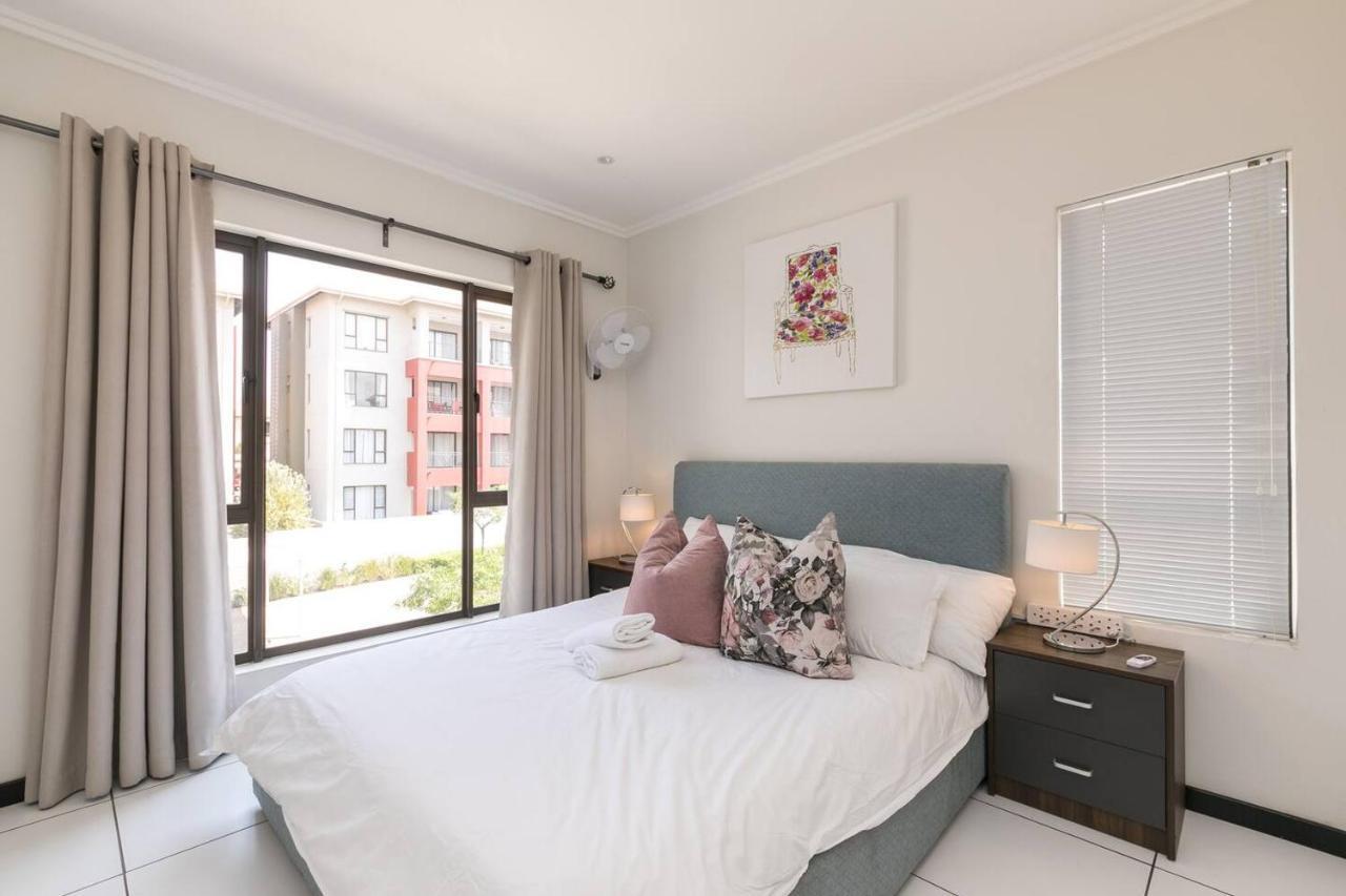 Nova Luxury Suites Lonehill Apartment *