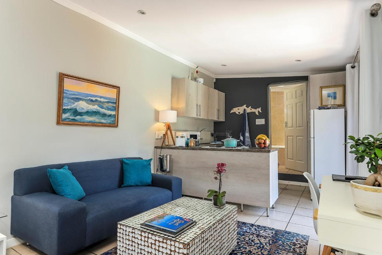 Seven Palms - Tranquility On Dover * Johannesburg