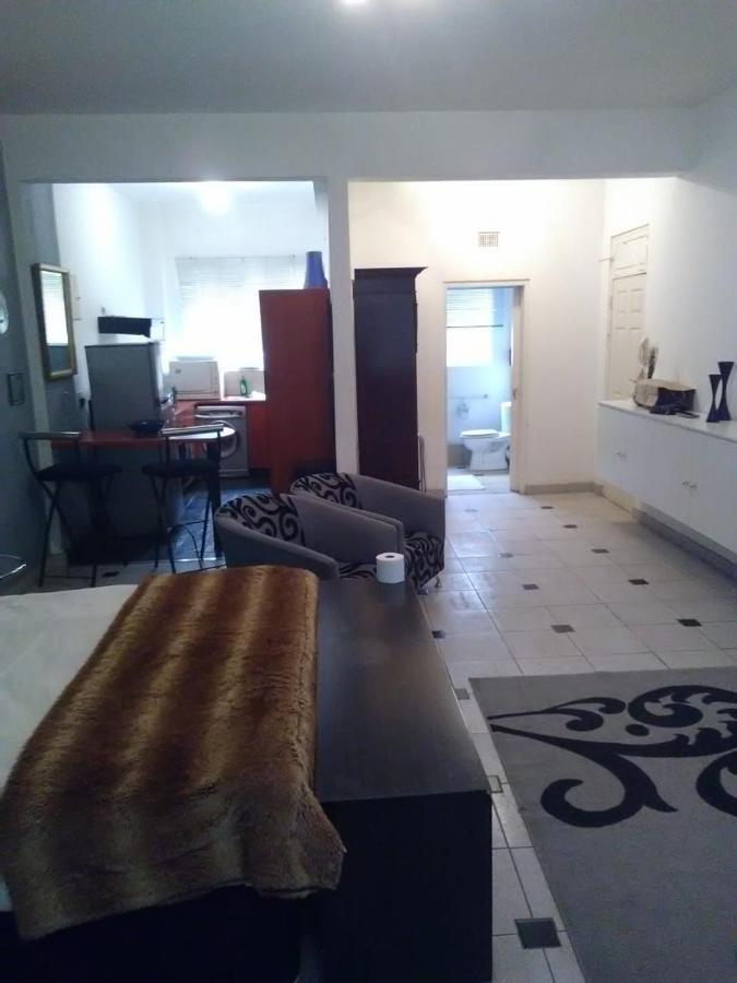 Apartment Rosch Inc Prop Rosebank *