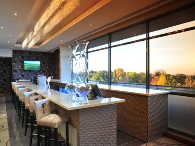 Johannesburg-rosebank By Ihg Hotel