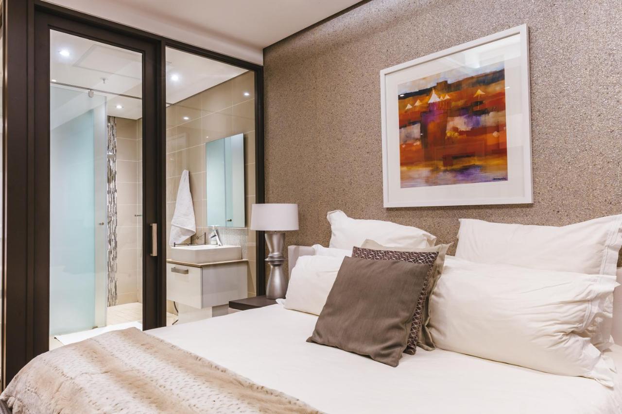Sandton Skye Premium & Penthouses *