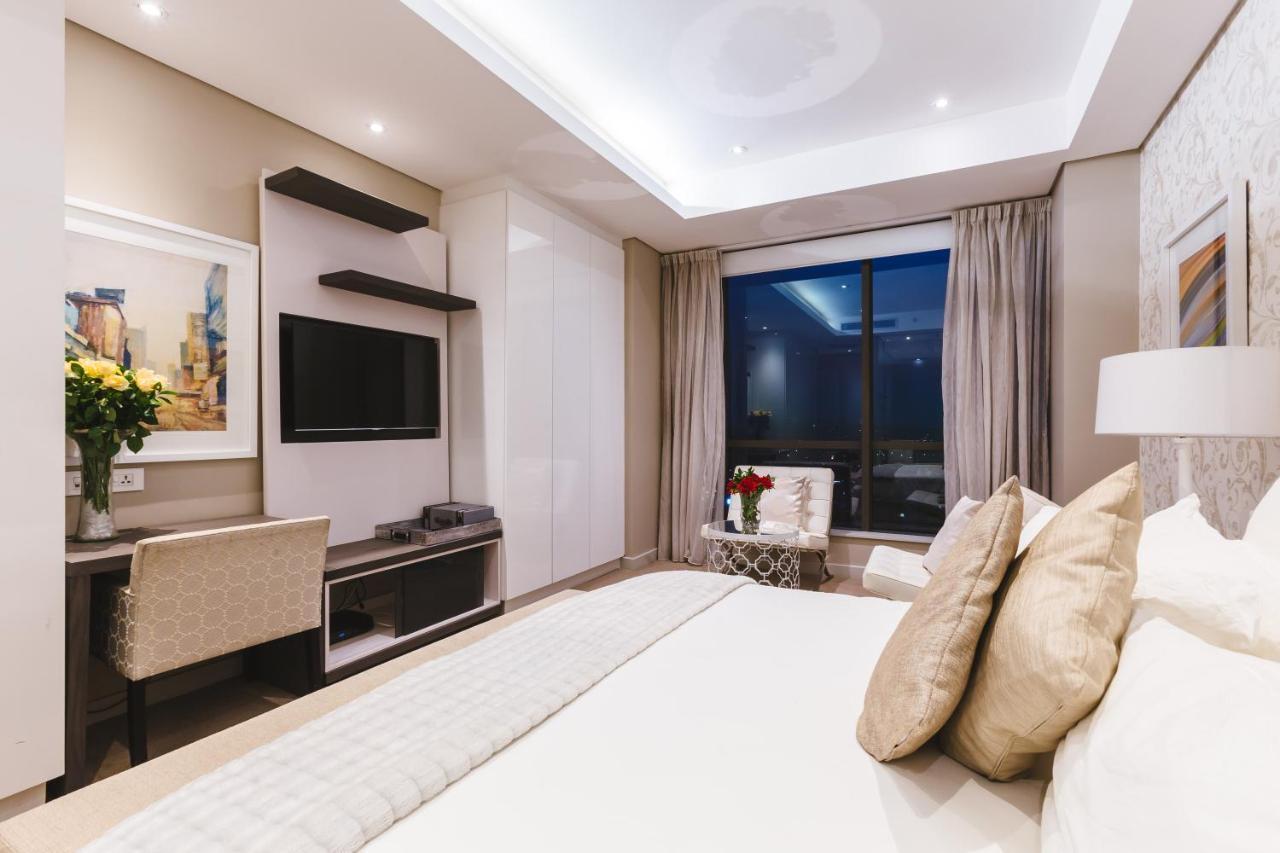 Apartment Sandton Skye Premium & Penthouses *