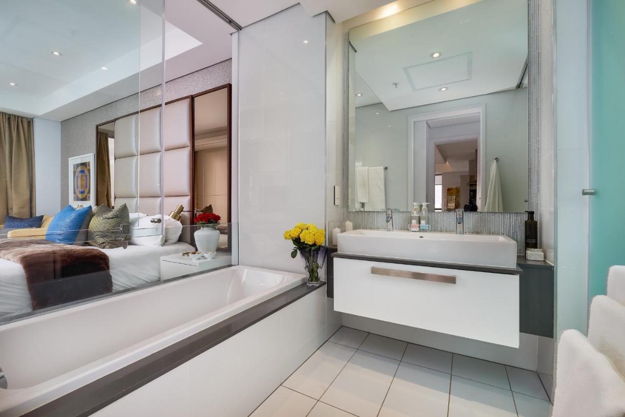 Sandton Skye Premium & Penthouses Johannesburg