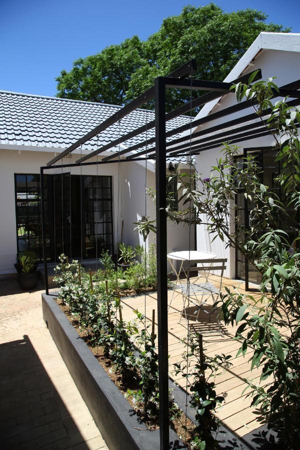 Ena Bed & Breakfast