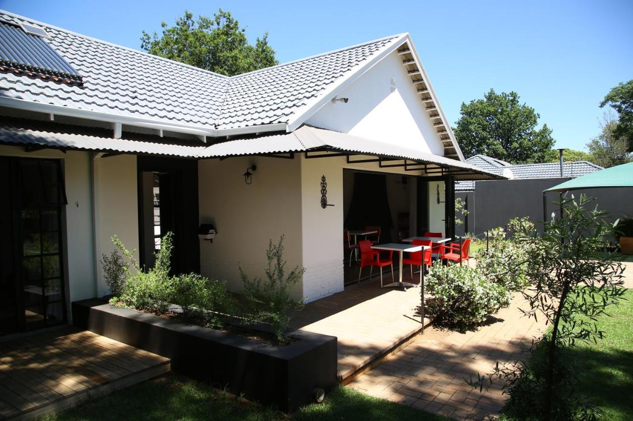 Ena Bed & Breakfast *