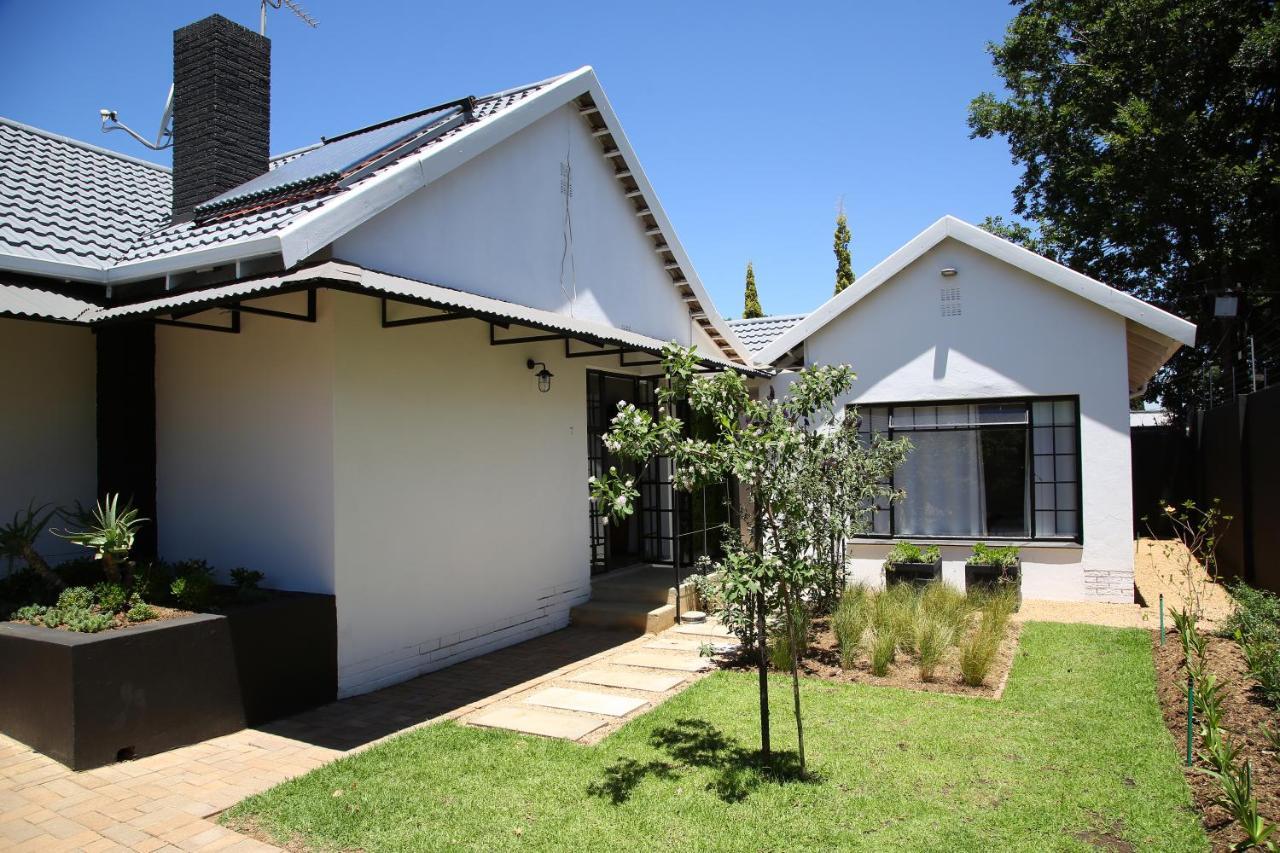Ena Bed & Breakfast *