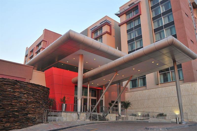 Southern Sun Rosebank, 4*