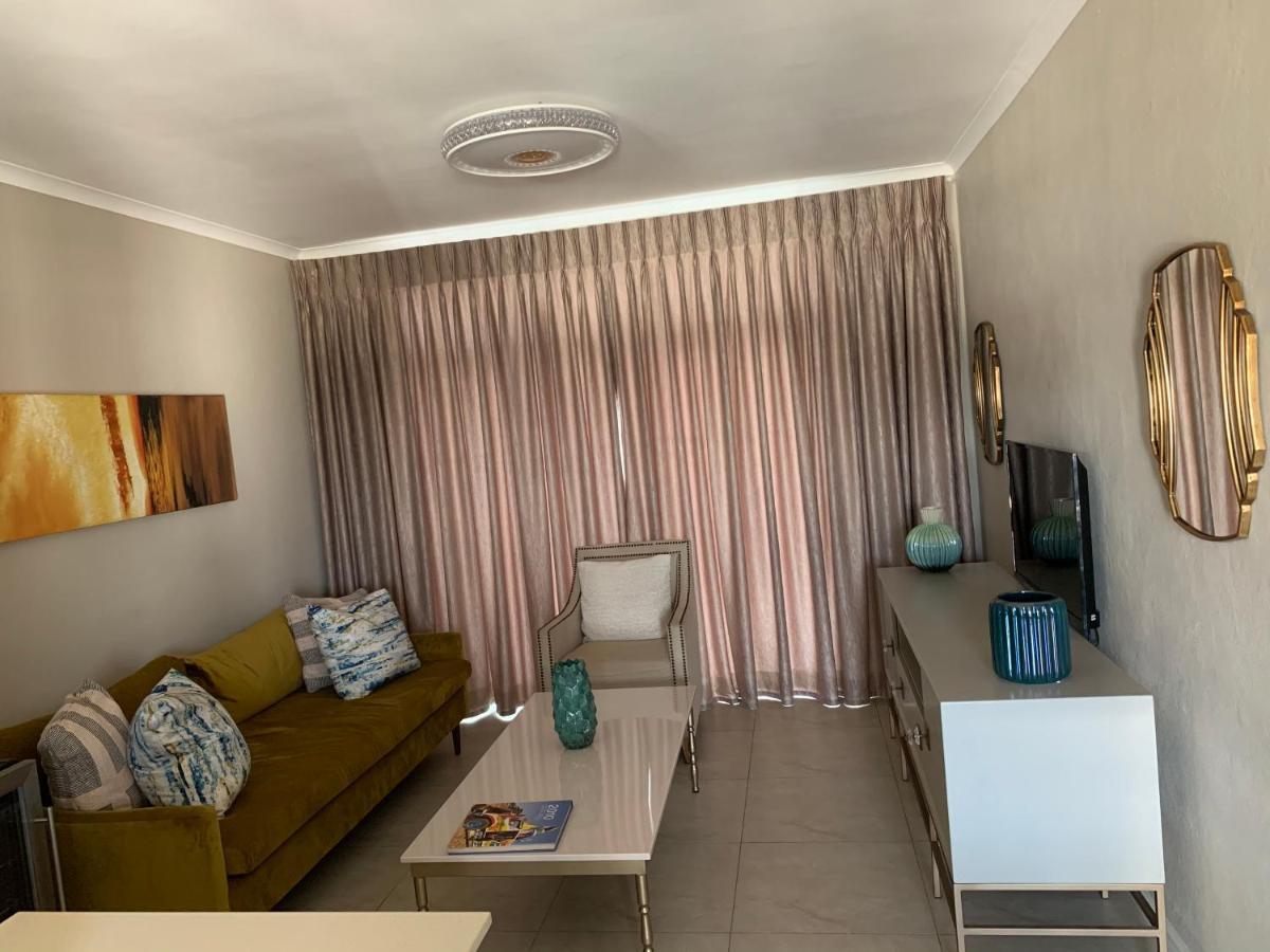 Canvas Luxury Apartment *