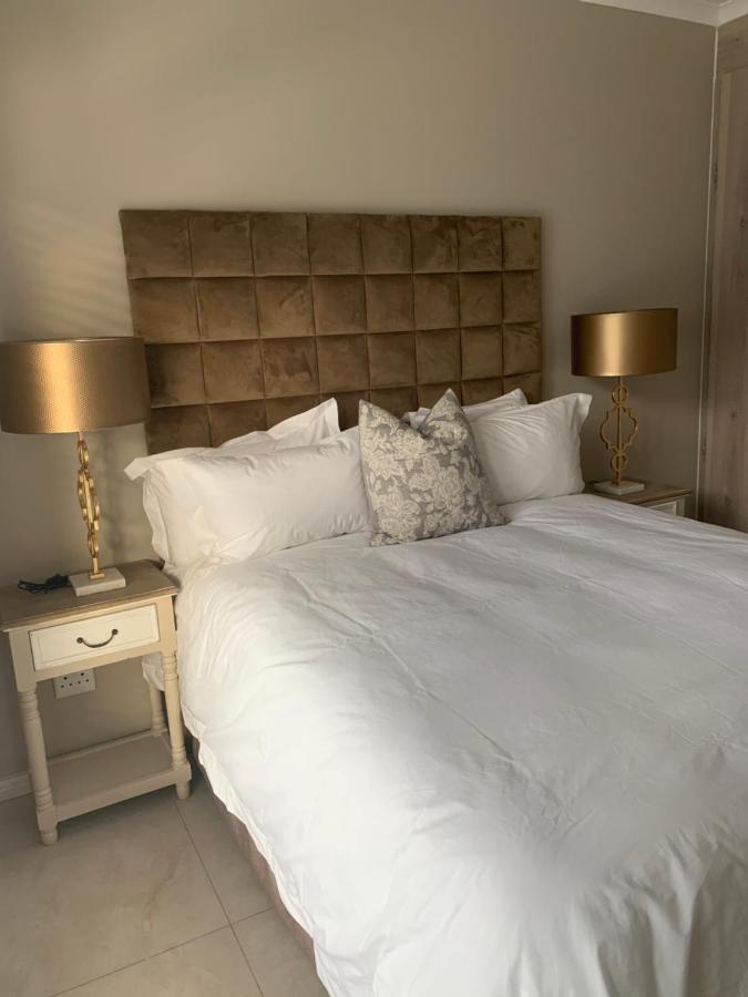 Canvas Luxury * Johannesburg